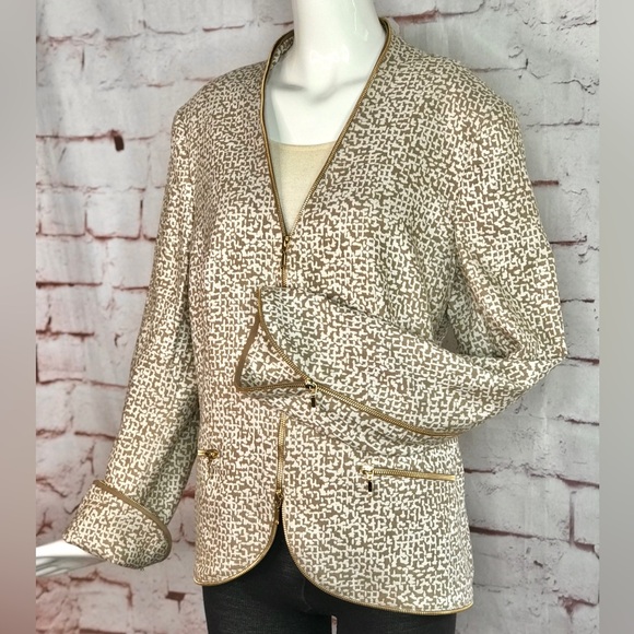 ESCADA M Tan & Cream print Gold Zipper detail Moto vibe Size EU 44 jacket blazer - Picture 15 of 16